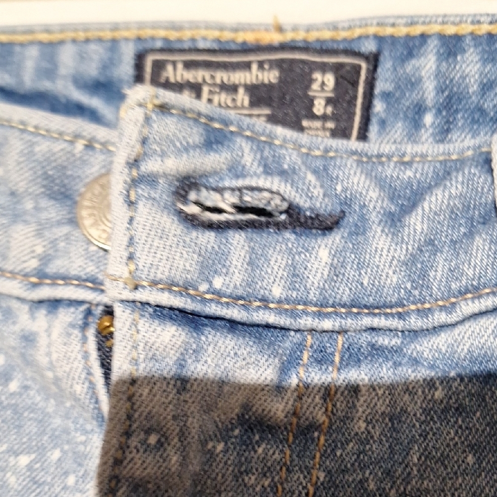 3/$20-Abercrombie & Fitch Light Blue Denim Jeans, Patchwork, Distressed, 8 - Picture 2 of 13
